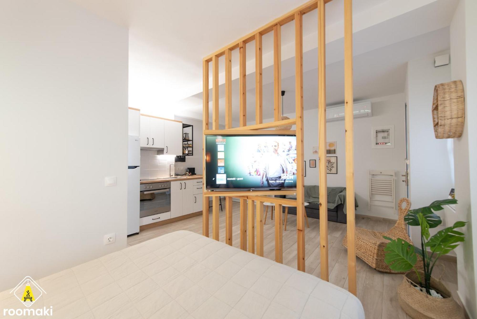 Chalkís Roomaki -Tasteful Studio In The Center W/ Parking מראה חיצוני תמונה